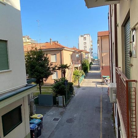 Euroresidence - Piazza Mazzini- 30 Mt Dal Mare - Immobil Relax 리도 디 예솔로 외부 사진